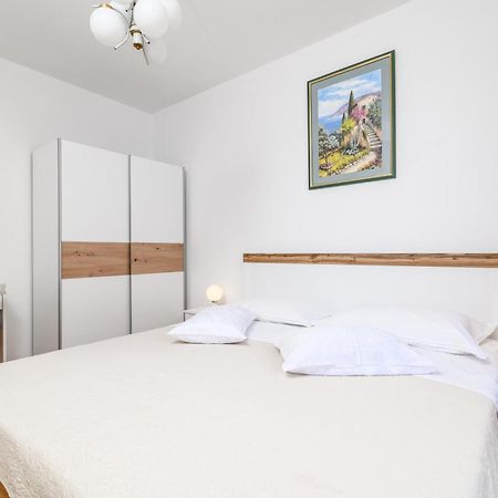 Apartments With A Parking Space Rovinj - 19088 Phòng bức ảnh
